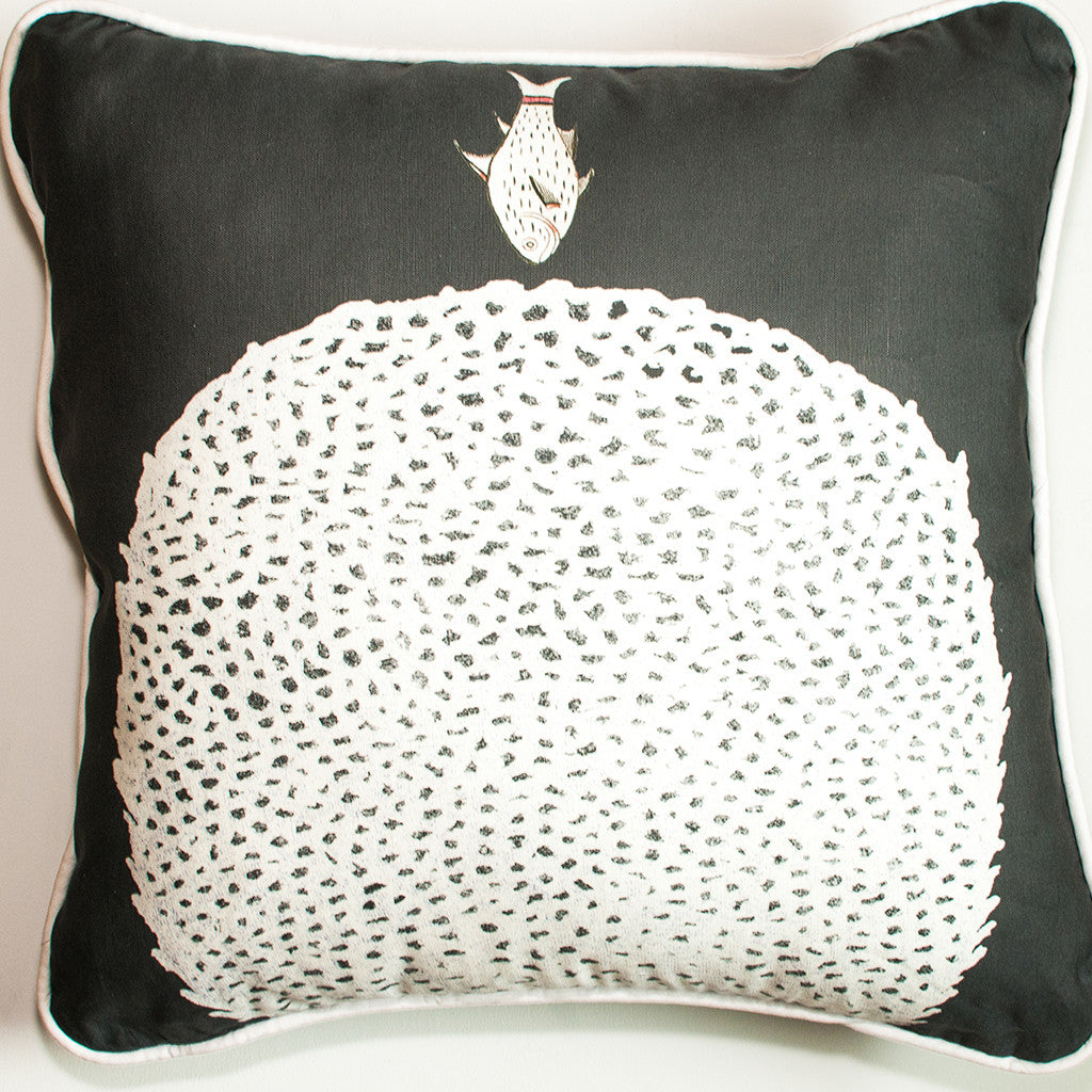 Diving Fish Coral Fish Throw Pillow Diving Fish Coral Fish Throw Pillow