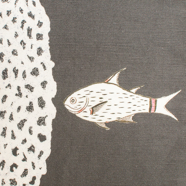 Diving Fish Coral Fish Throw Pillow